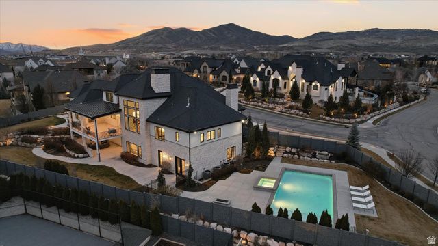 6605 W BURGUNDY CT, Highland, UT 84003