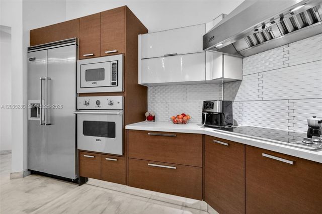 5861 NW 109th Ct, Doral, FL 33178