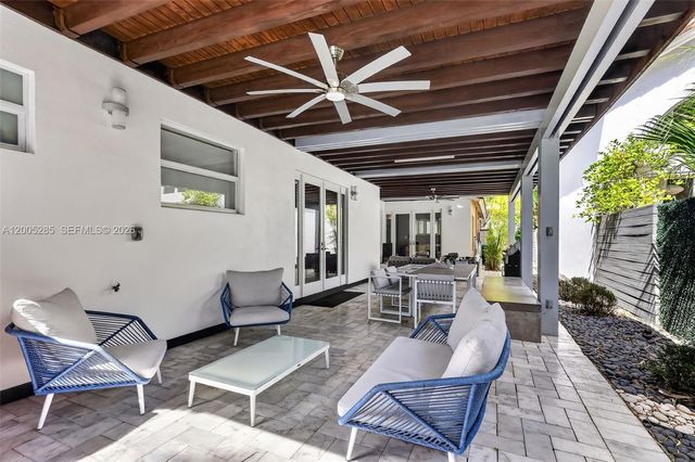 5861 NW 109th Ct, Doral, FL 33178