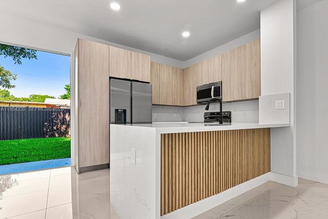 1357 NW 42nd ST 1357, Miami, FL 33142