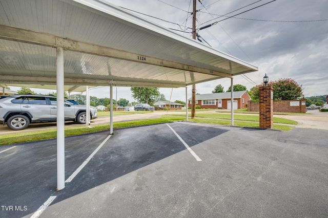 1124 Konnarock Road, Kingsport, TN 37664
