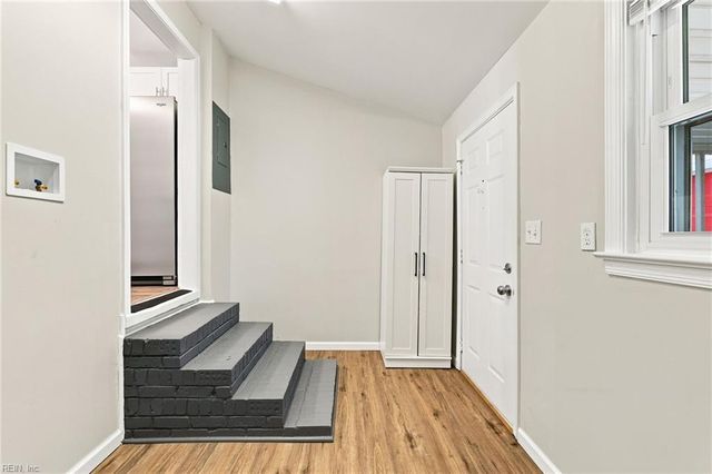 4861 Elmhurst Ave AVE, Norfolk, VA 23513