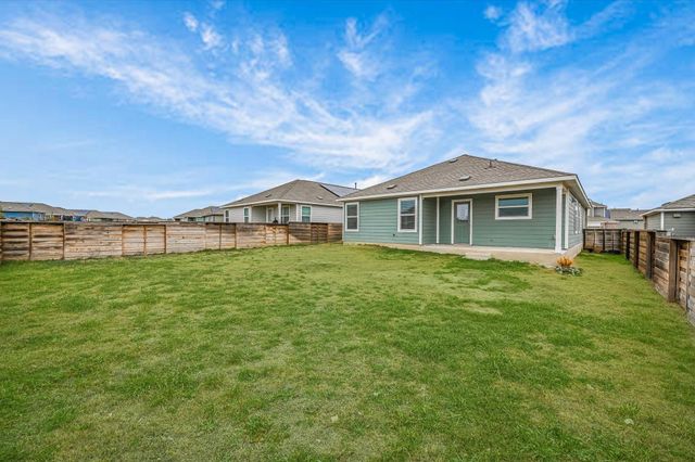 180 Madrid DR, Kyle, TX 78640