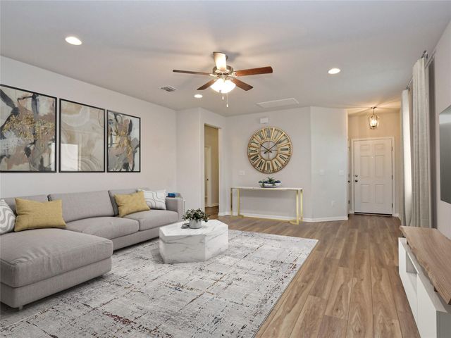 180 Madrid DR, Kyle, TX 78640