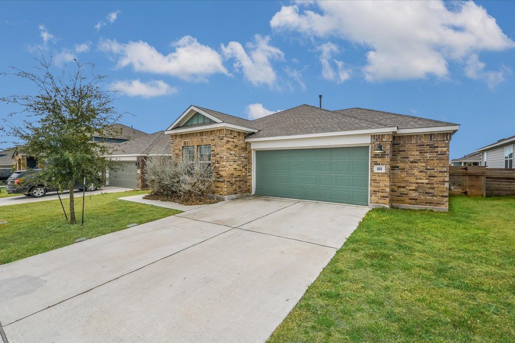 180 Madrid DR, Kyle, TX 78640