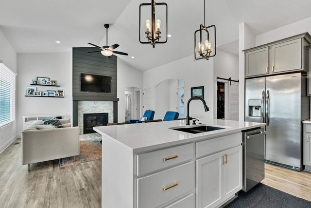 2544 N Quartz St, Andover, KS 67002