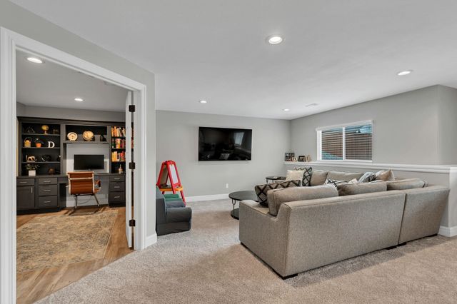 2544 N Quartz St, Andover, KS 67002