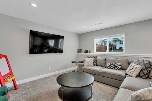 2544 N Quartz St, Andover, KS 67002