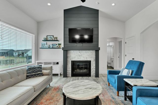 2544 N Quartz St, Andover, KS 67002