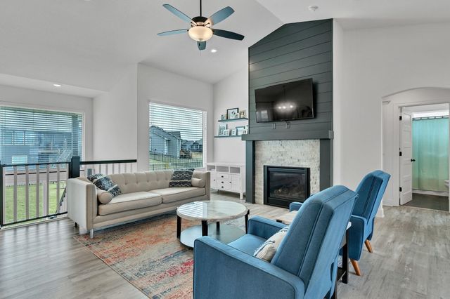 2544 N Quartz St, Andover, KS 67002