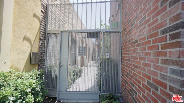922 W 23Rd Street 206, Los Angeles, CA 90007