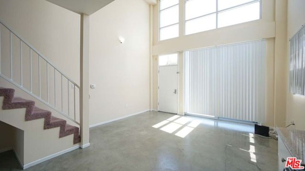 922 W 23Rd Street 206, Los Angeles, CA 90007