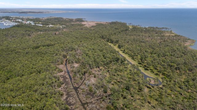 178 River Watch Road, Oriental, NC 28571