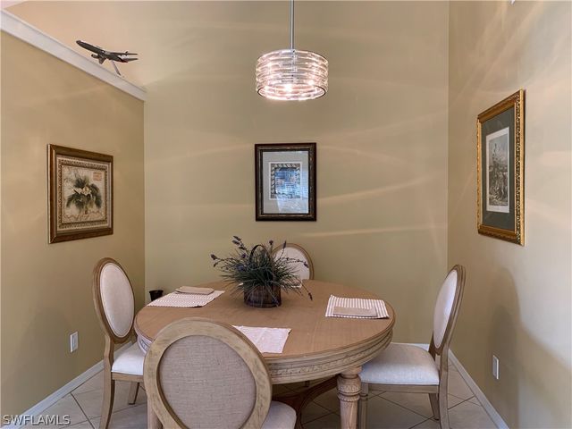 131 Bristol LN C-16, Naples, FL 34112