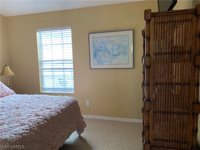 131 Bristol LN C-16, Naples, FL 34112