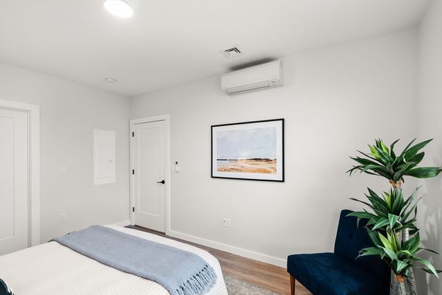 10 Somerset 402, Winthrop, MA 02152