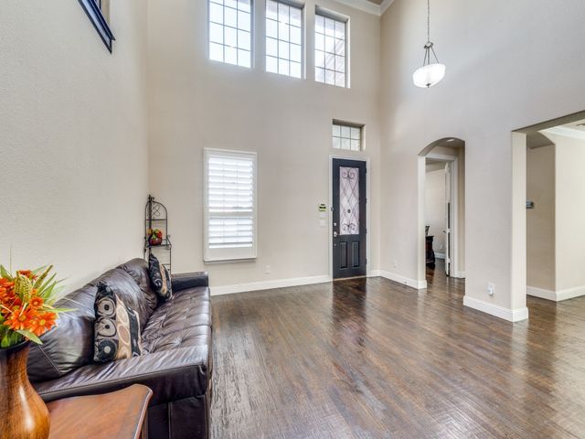 7340 Beranger Drive, Irving, TX 75063