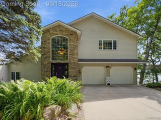 14478 Bouchner Drive, Linden, MI 48451