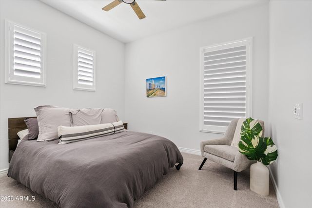 2562 E CLARK Drive, Gilbert, AZ 85297