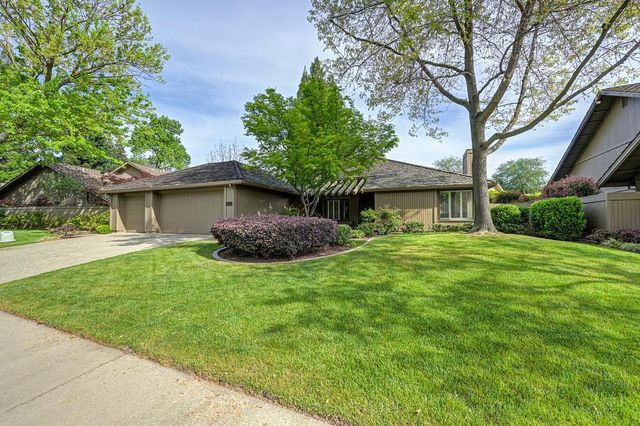 11600 Forty Niner Cir, Gold River, CA 95670