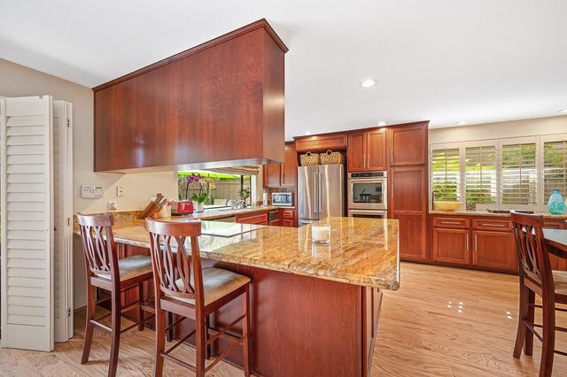 11600 Forty Niner Cir, Gold River, CA 95670