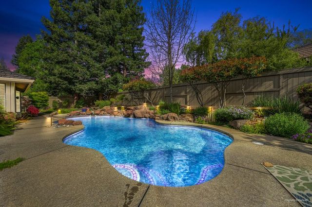 11600 Forty Niner Cir, Gold River, CA 95670