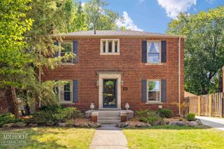 861 Lincoln Road, Grosse Pointe, MI 48230