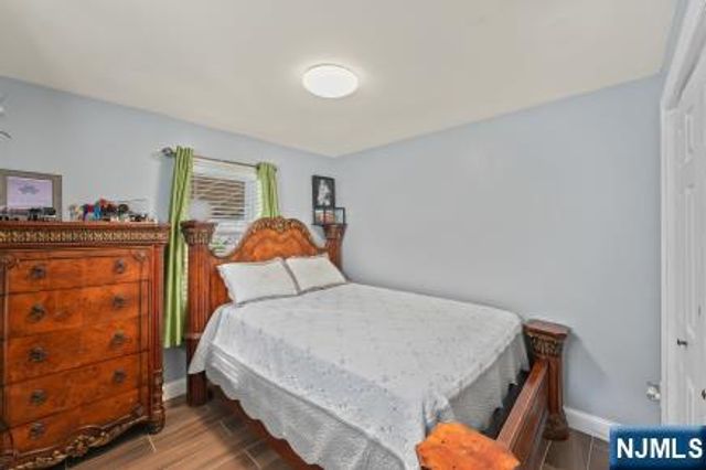 147 7th Street, Saddle Brook, NJ 07663