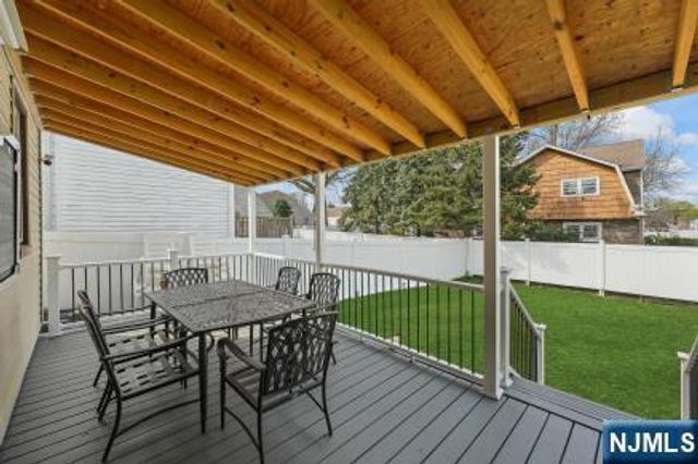 147 7th Street, Saddle Brook, NJ 07663