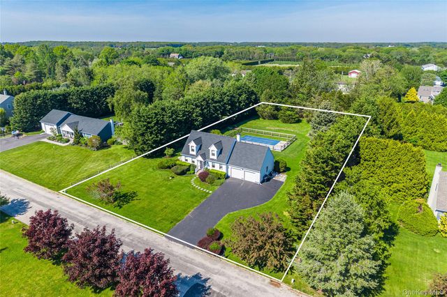 820 Gabriella Court, Mattituck, NY 11952