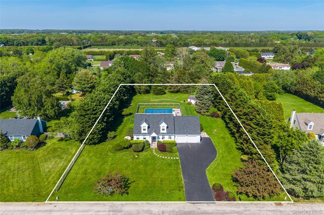 820 Gabriella Court, Mattituck, NY 11952