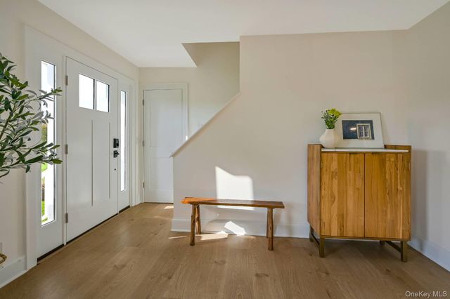 820 Gabriella Court, Mattituck, NY 11952