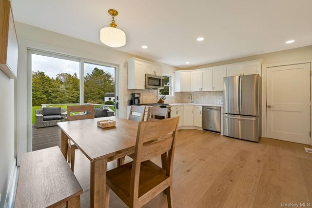 820 Gabriella Court, Mattituck, NY 11952