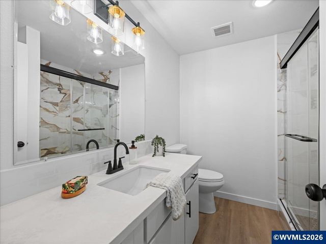 13272 Aspen Wy NE, Aurora, OR 97002