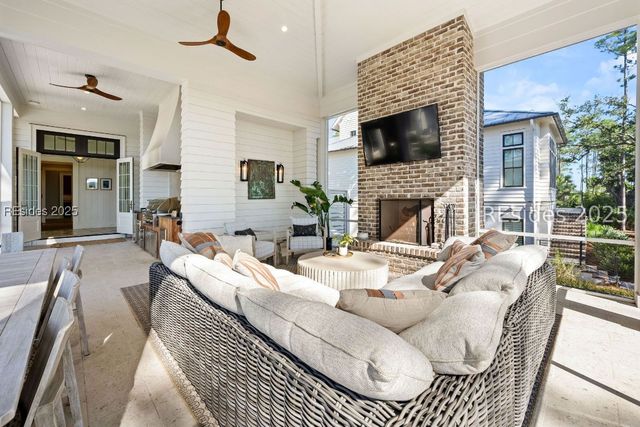 307 Davies Rd, Bluffton, SC 29910