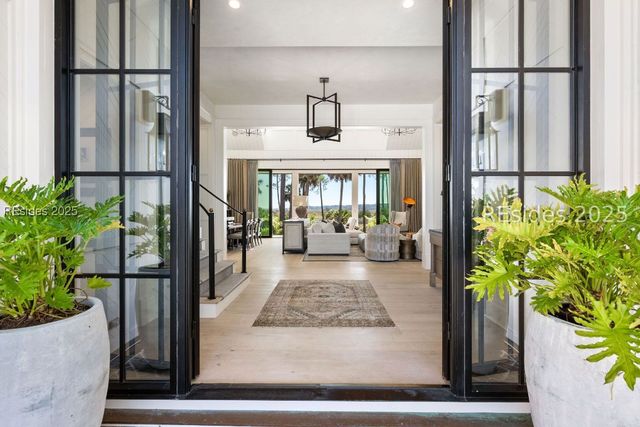 307 Davies Rd, Bluffton, SC 29910