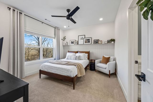 5 Shelly Lane, Bella Vista, AR 72714