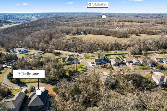 5 Shelly Lane, Bella Vista, AR 72714