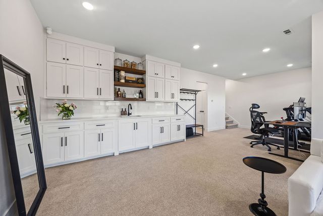 5 Shelly Lane, Bella Vista, AR 72714