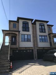 448 North Avenue A, Fort Lee, NJ 07024