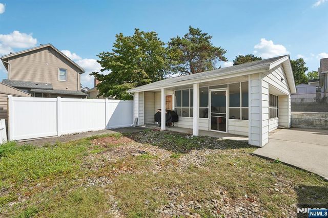 471 Harding Avenue, Lyndhurst, NJ 07071