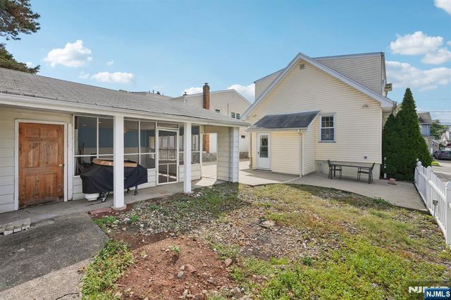 471 Harding Avenue, Lyndhurst, NJ 07071