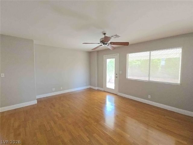 5930 Springmist Street, North Las Vegas, NV 89031