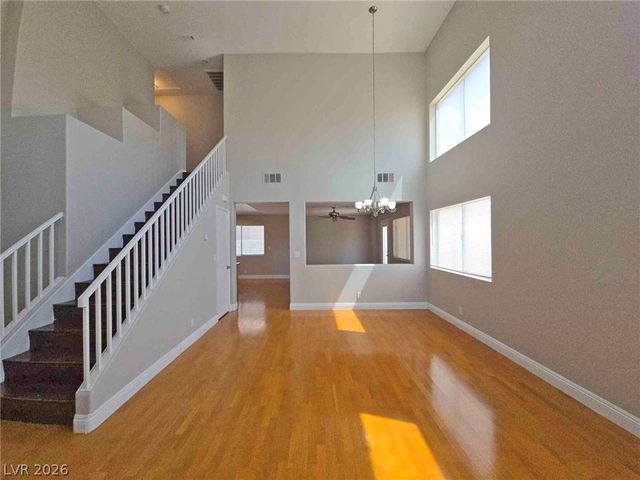 5930 Springmist Street, North Las Vegas, NV 89031