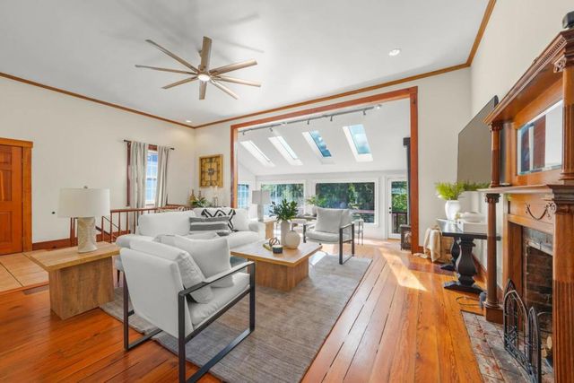 21474 Almaden Road, San Jose, CA 95120