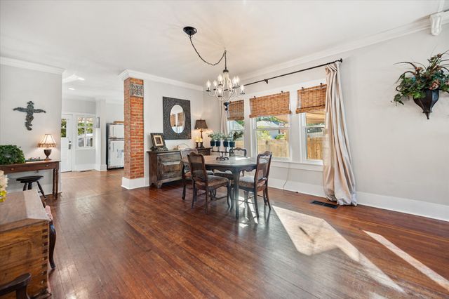 407 W Columbia Street, Weatherford, TX 76086