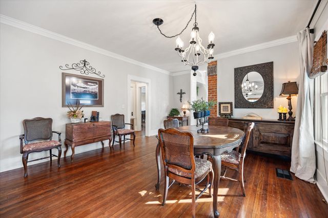 407 W Columbia Street, Weatherford, TX 76086