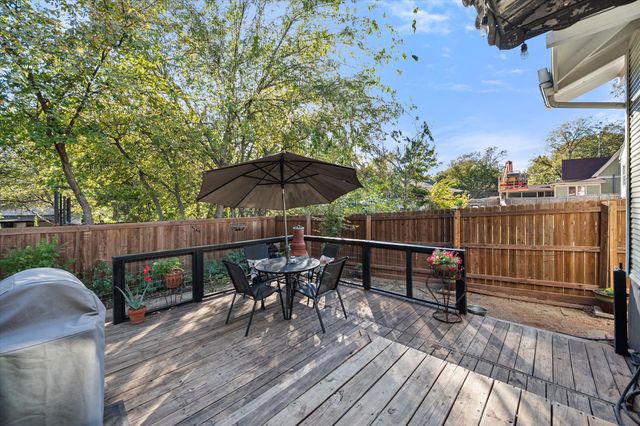 407 W Columbia Street, Weatherford, TX 76086