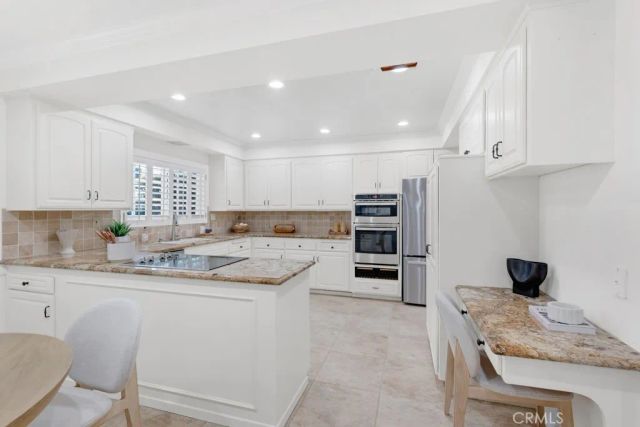 18950 Merridy Street, Northridge, CA 91324