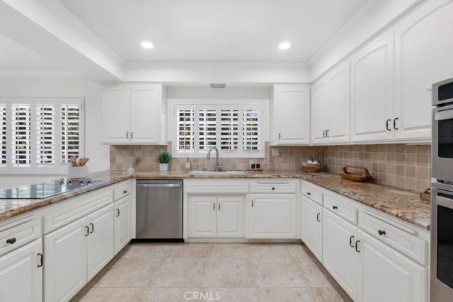 18950 Merridy Street, Northridge, CA 91324